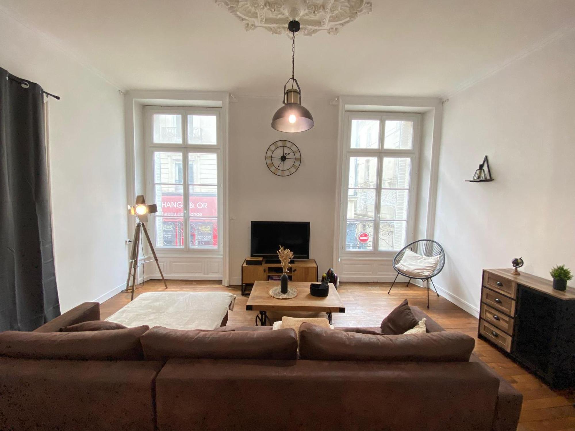 L'Appartement Privilege - 4 Chambres - Coeur D'Angers, Spacieux Et Elegant Ngoại thất bức ảnh